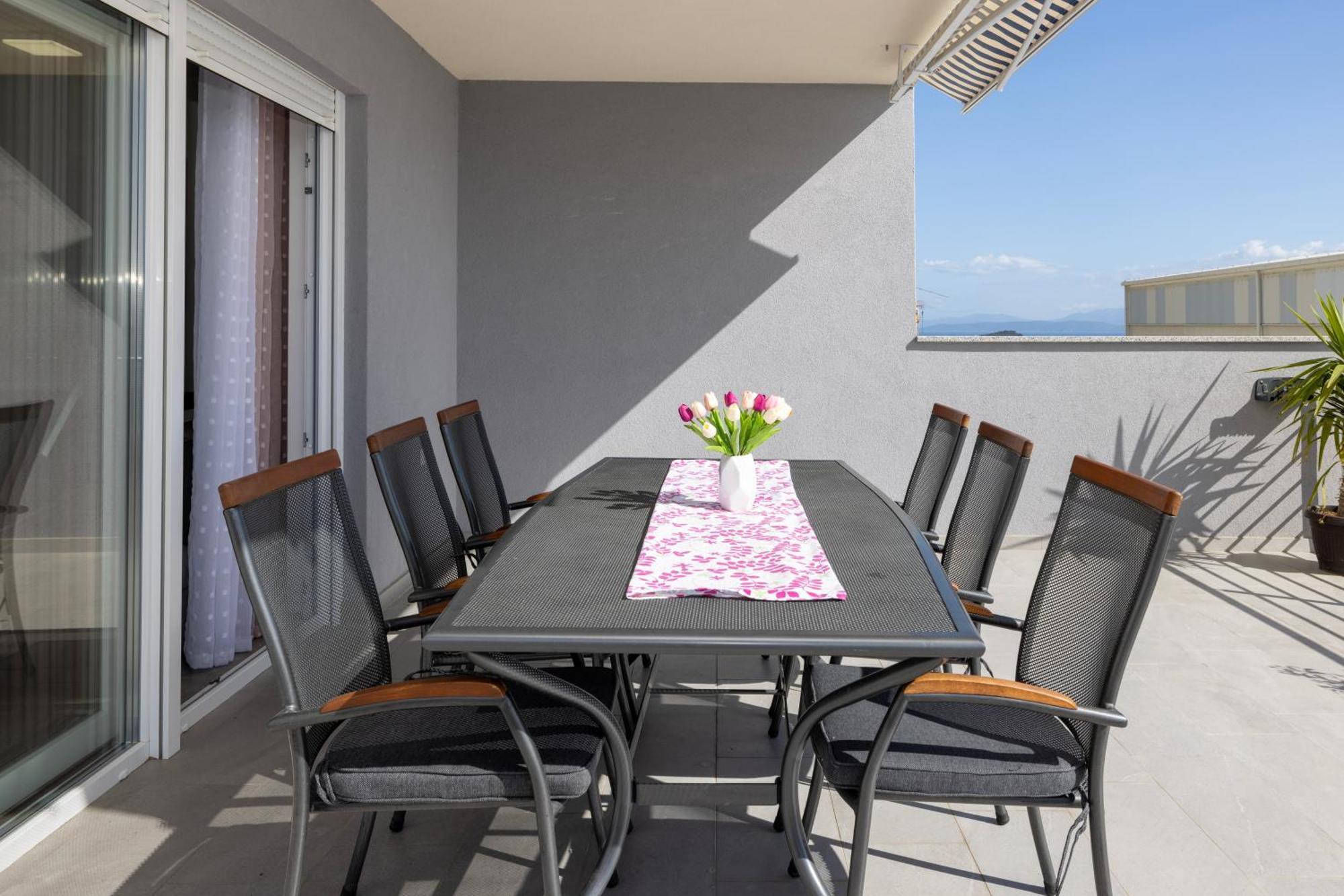 Apartment Samed Makarska